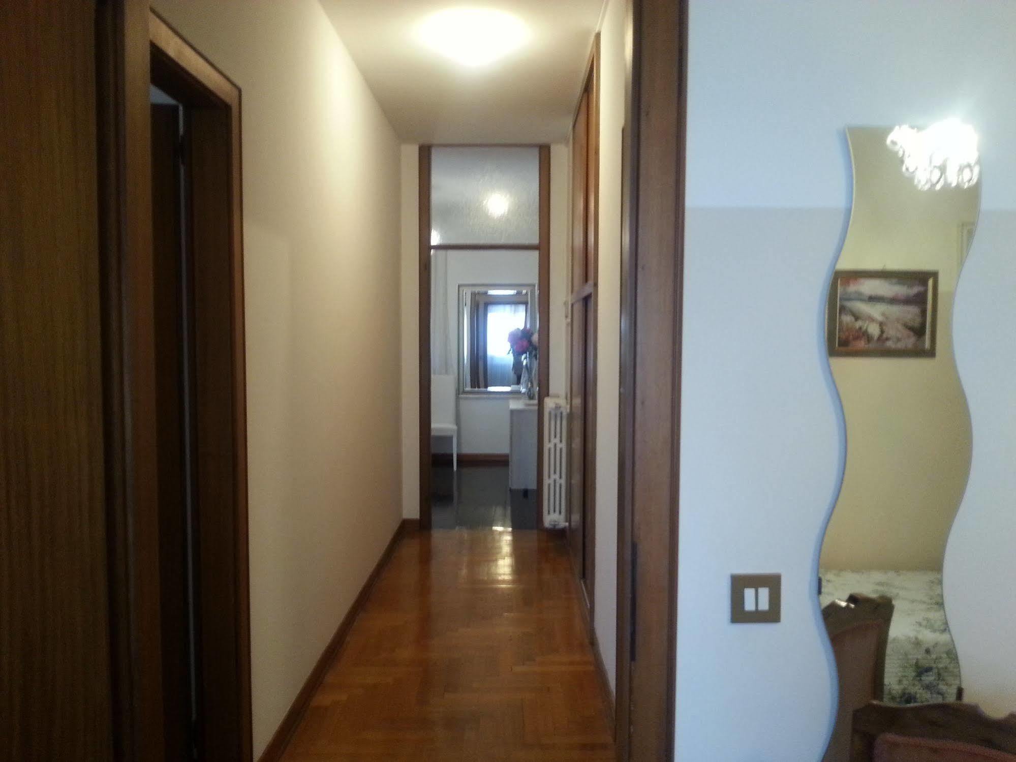 Appartamento Con 2 Camere E Garage Privato! Padua Buitenkant foto